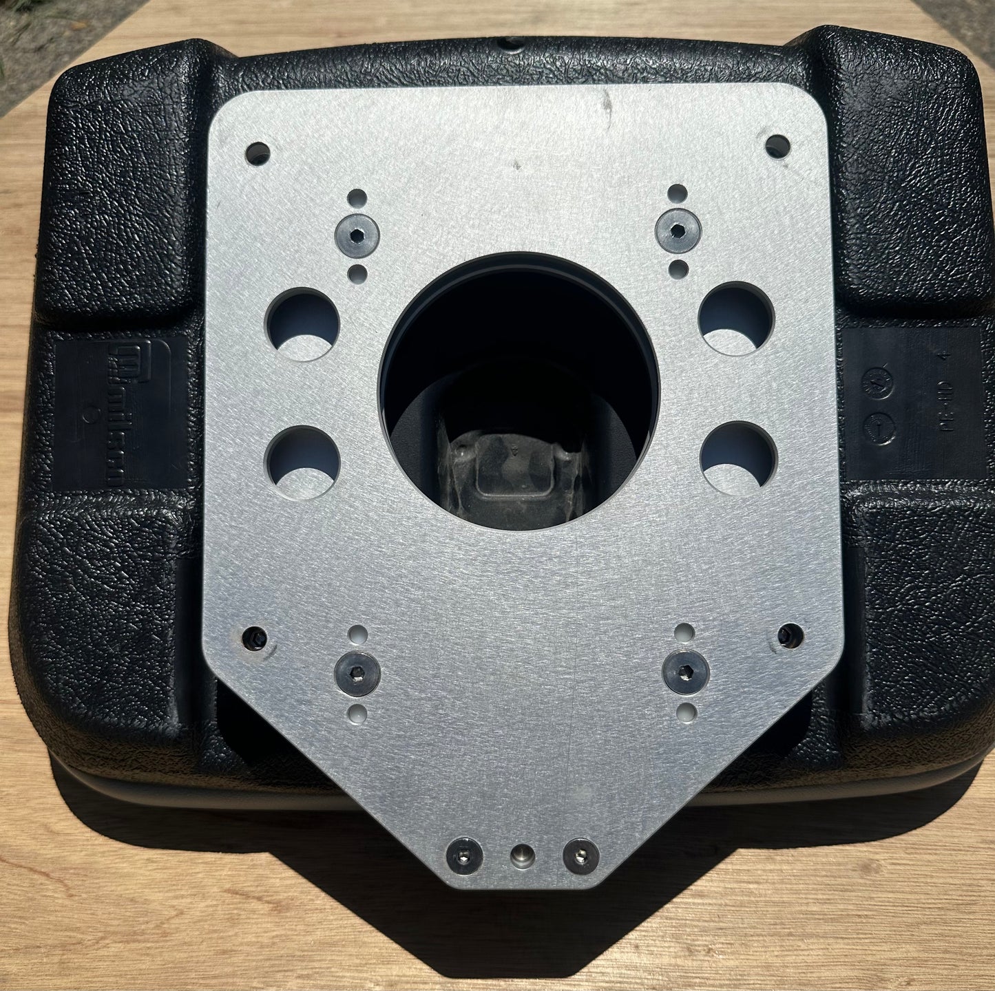 Universal Catch and Release Base